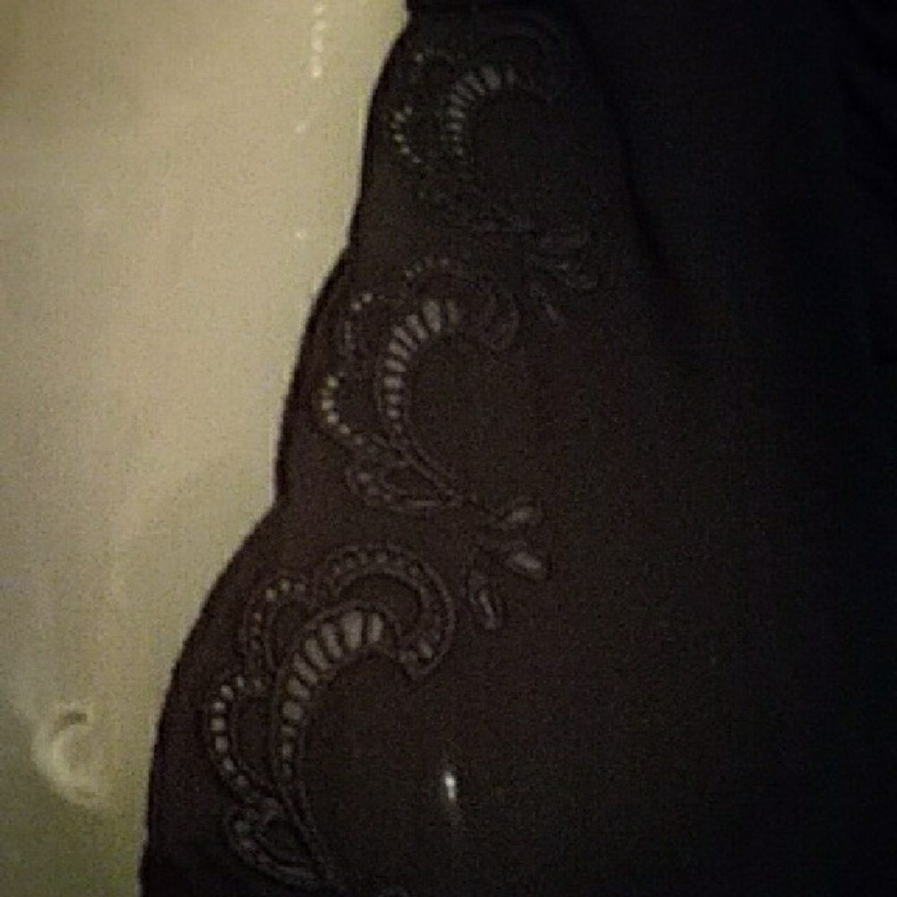 Torrid Black Flutter Sleeve Blouse Sz 4 - Picture 2 of 9